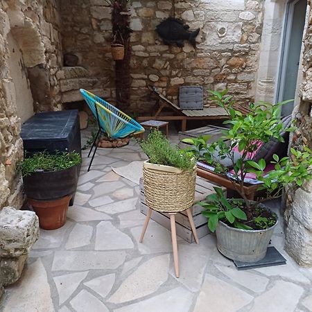 Chambre D Hotes Aramon Extérieur photo